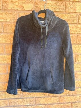 4/$25 • Denver Hayes Cowl Neck Fleece Cargo Sweatshirt